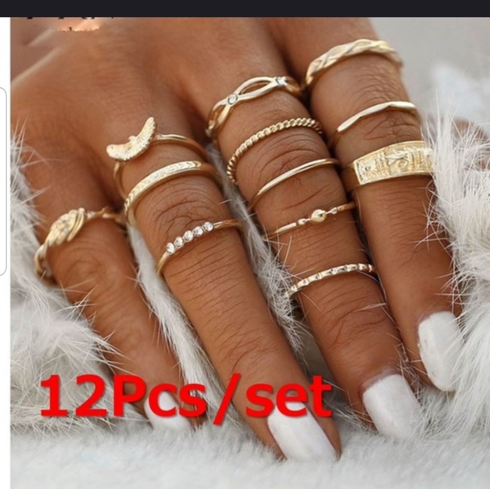 $3 ‼️Bohemian Ring Set